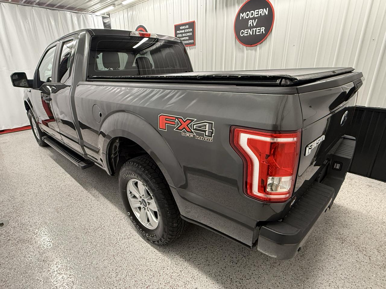 2015 Ford F-150 Lariat - Photo 3