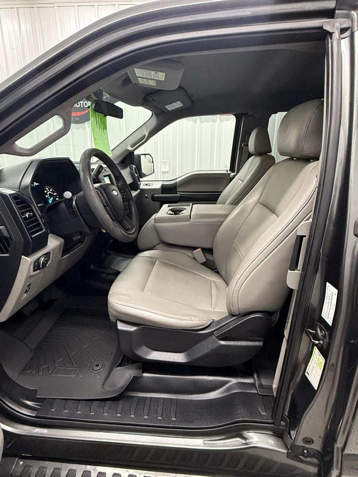 2015 Ford F-150 Lariat - Photo 9