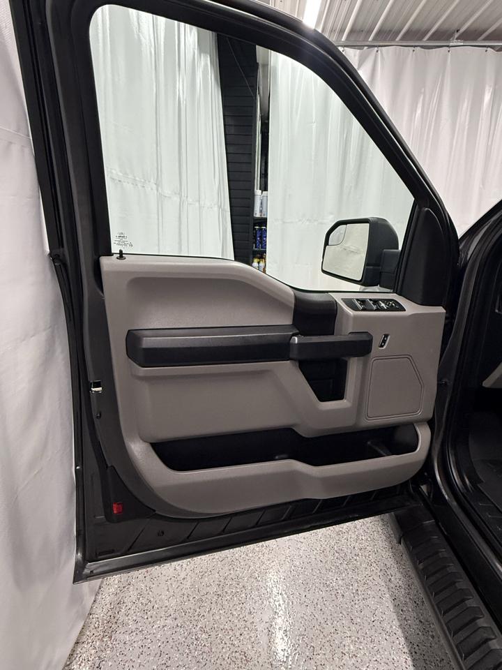 2015 Ford F-150 Lariat - Photo 13