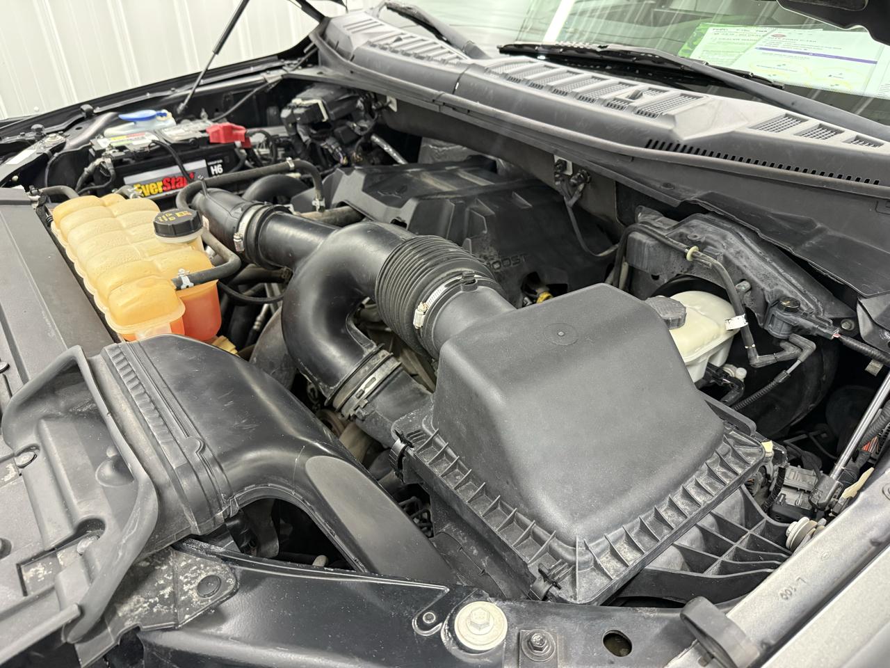 2015 Ford F-150 Lariat - Photo 32