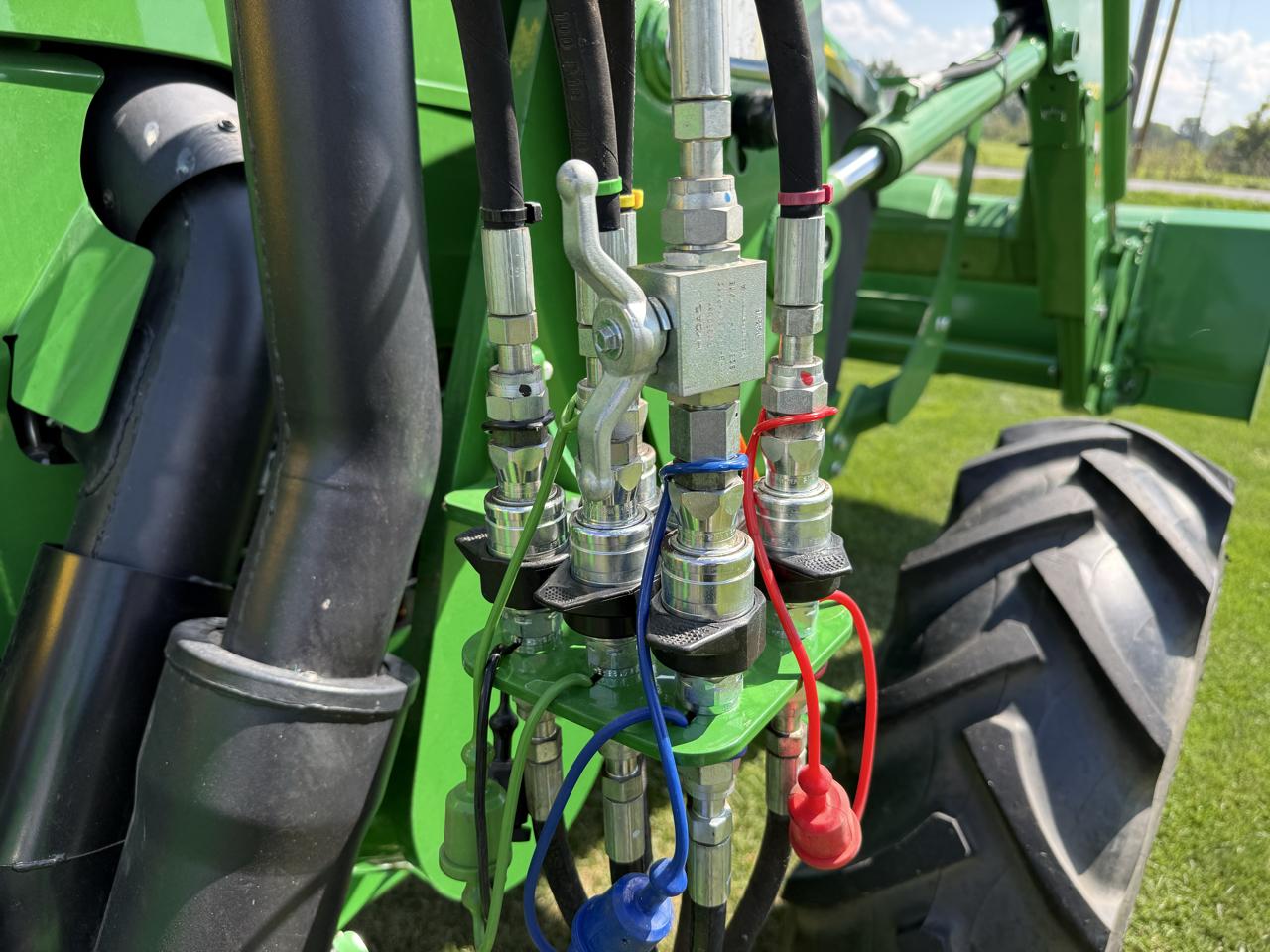 John Deere 5100E  2015