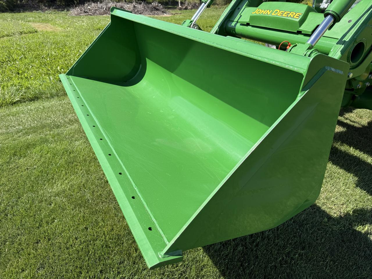 John Deere 5100E  2015