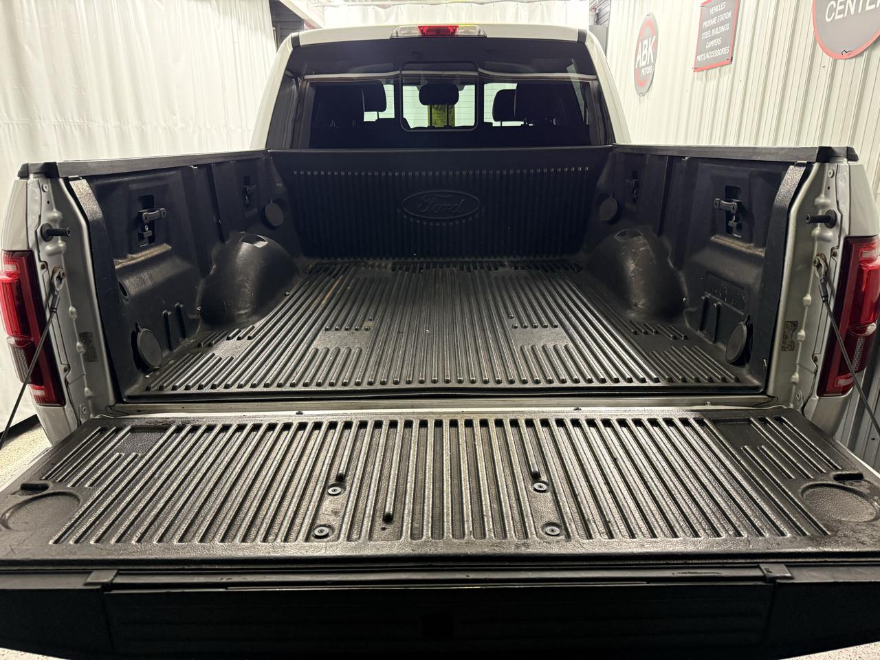 Ford F-150 Lariat SuperCrew 5.5-ft. Bed 4WD 2016