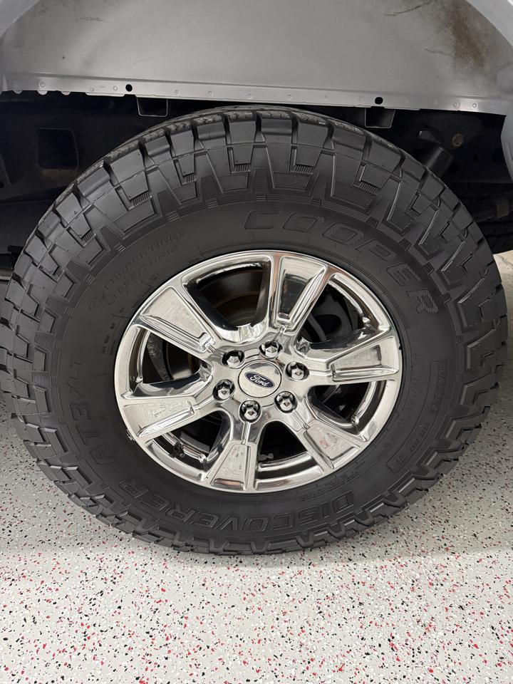 Ford F-150 Lariat SuperCrew 5.5-ft. Bed 4WD 2016