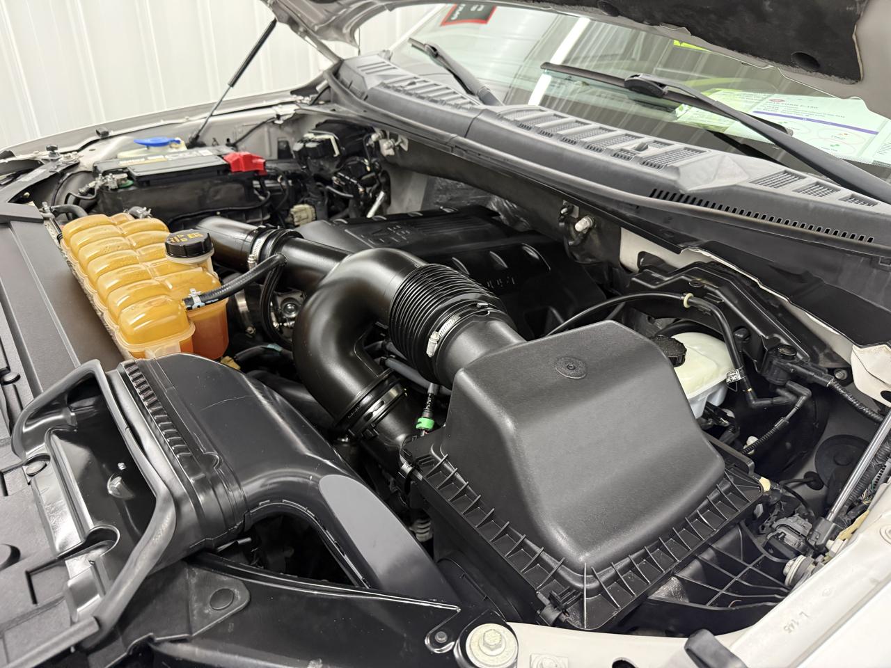 Ford F-150 Lariat SuperCrew 5.5-ft. Bed 4WD 2016