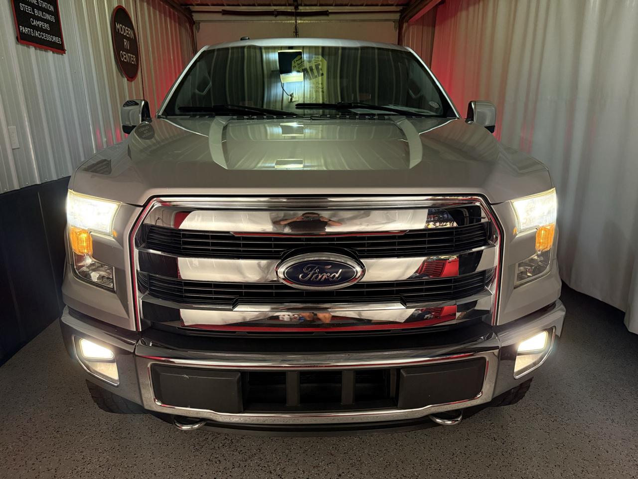 Ford F-150 Lariat SuperCrew 5.5-ft. Bed 4WD 2016