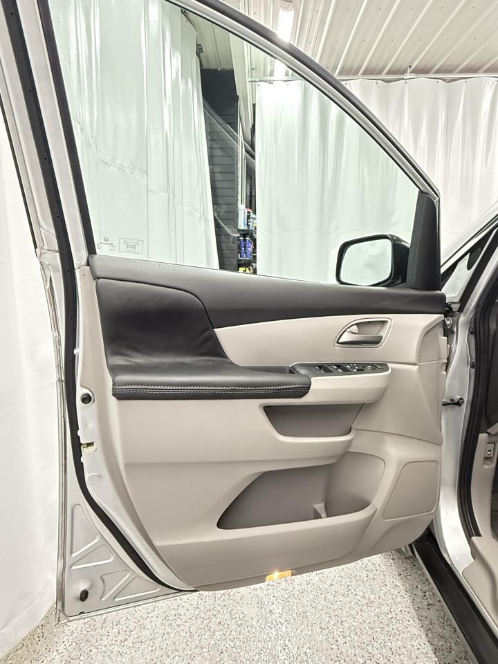 Honda Odyssey EX-L 2011