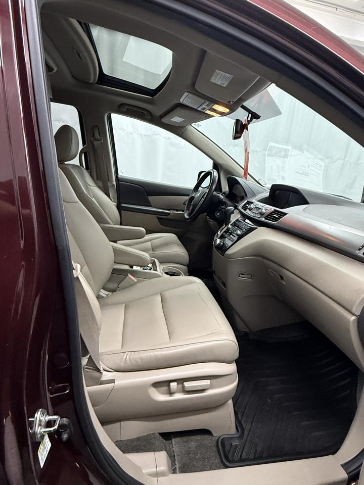 Honda Odyssey Touring 2013
