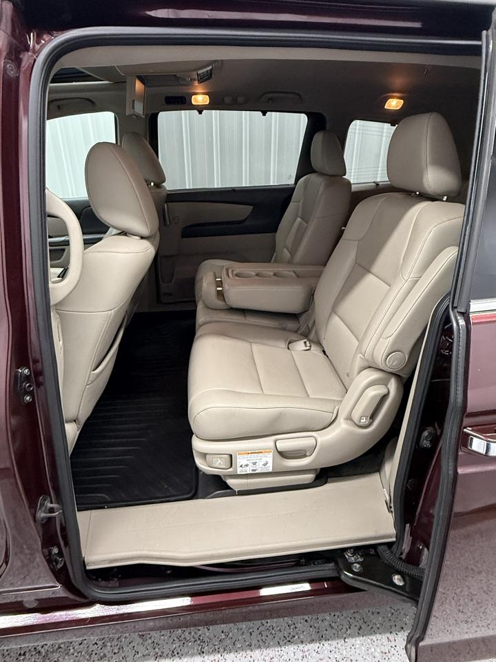 Honda Odyssey Touring 2013