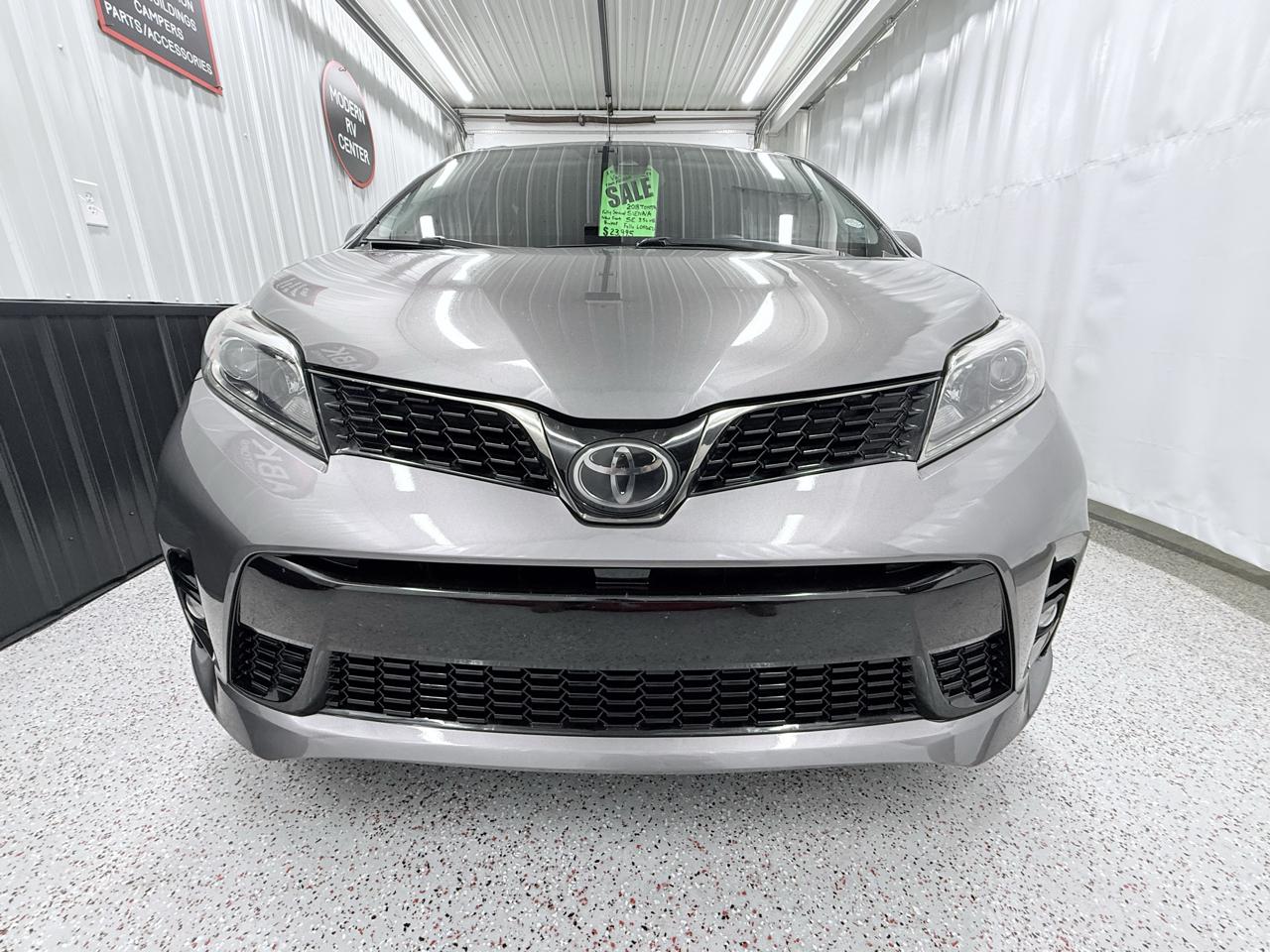 Toyota Sienna SE 8-Passenger 2018