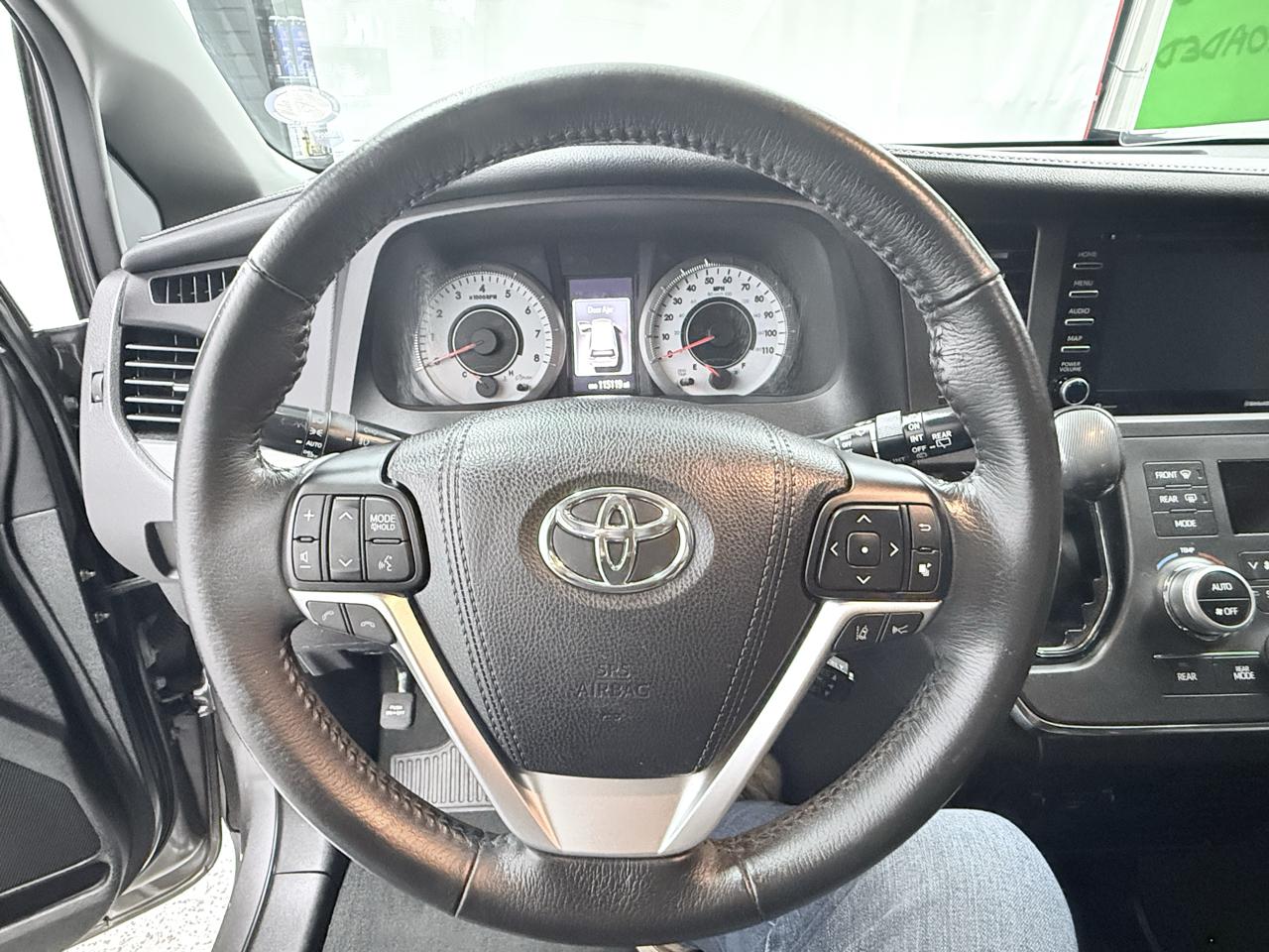 Toyota Sienna SE 8-Passenger 2018