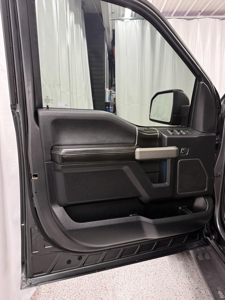 Ford F-150 Raptor SuperCrew 4WD 2019