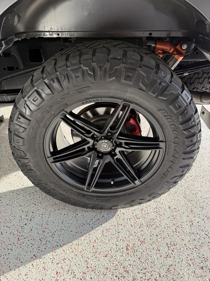 Ford F-150 Raptor SuperCrew 4WD 2019