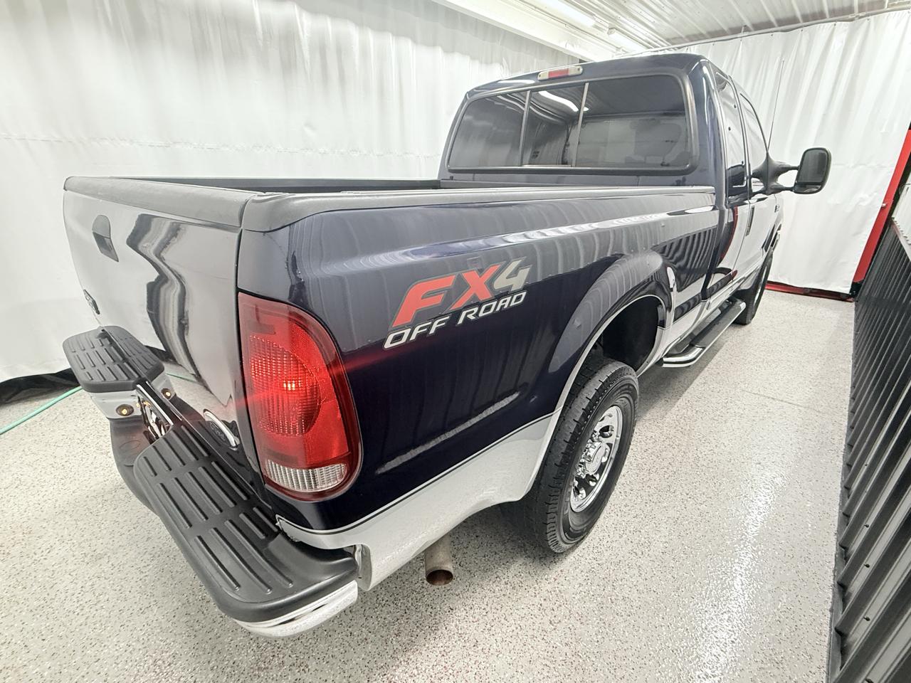 Ford F-250 SD XLT SuperCab 4WD 2003
