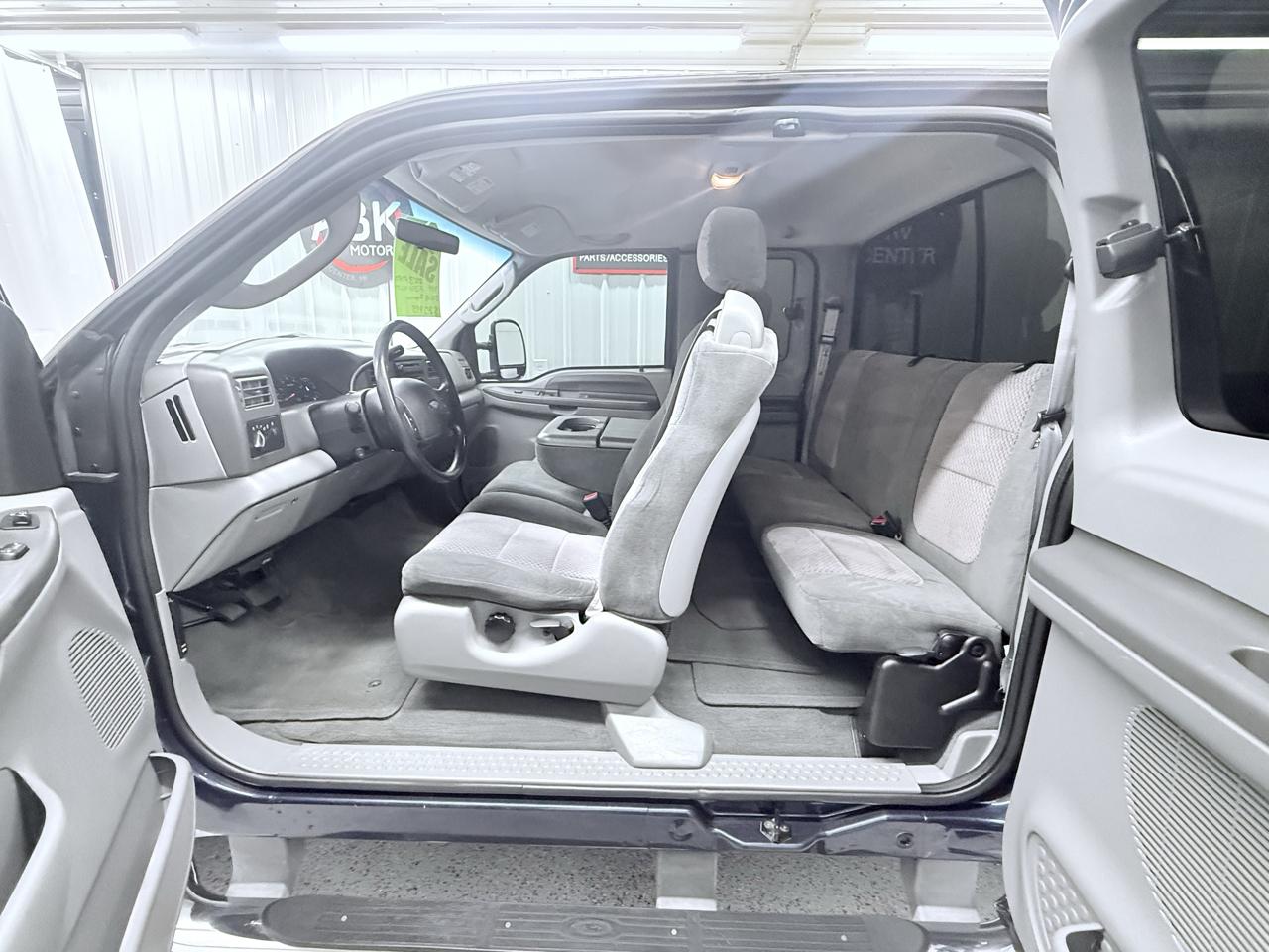 Ford F-250 SD XLT SuperCab 4WD 2003