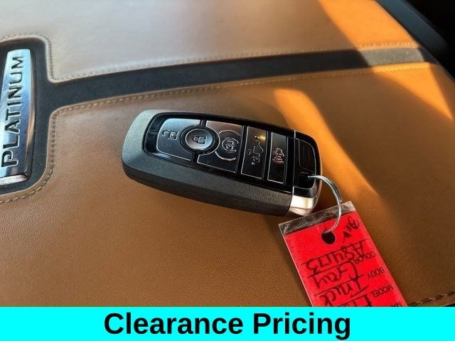 Ford F-150 Platinum SuperCrew 4WD 2023