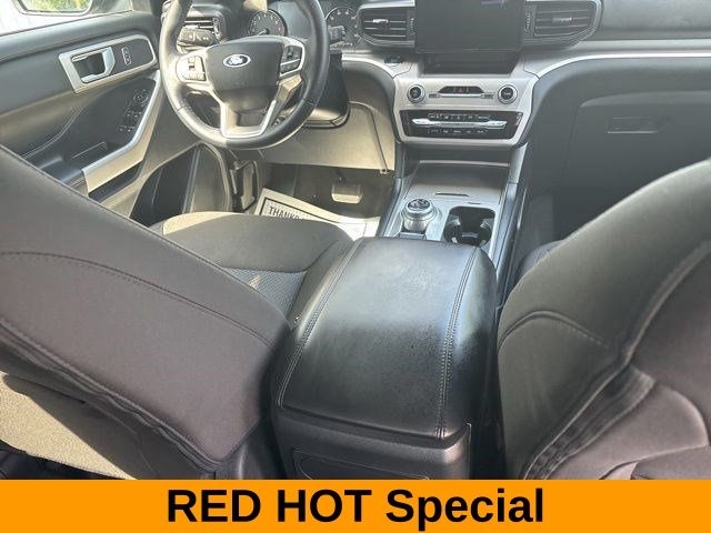Ford Explorer XLT 4WD 2023