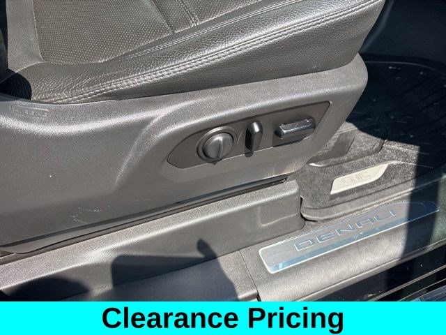 GMC Sierra 1500 Denali Crew Cab 4WD 2020