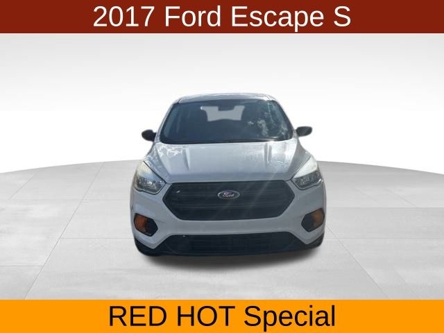 Ford Escape S 2017