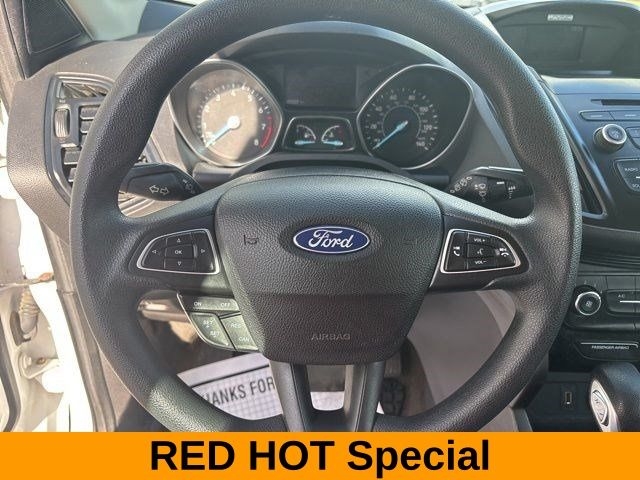 Ford Escape S 2017