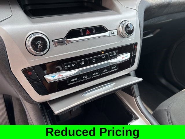 Ford Explorer XLT 4WD 2023