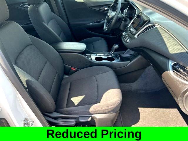 Chevrolet Malibu  2020