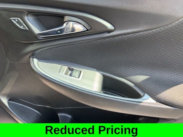 Chevrolet Malibu  2023