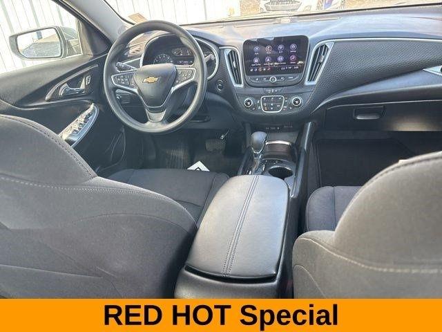 Chevrolet Malibu  2024