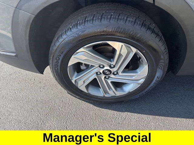 Hyundai Santa Fe SE 2021