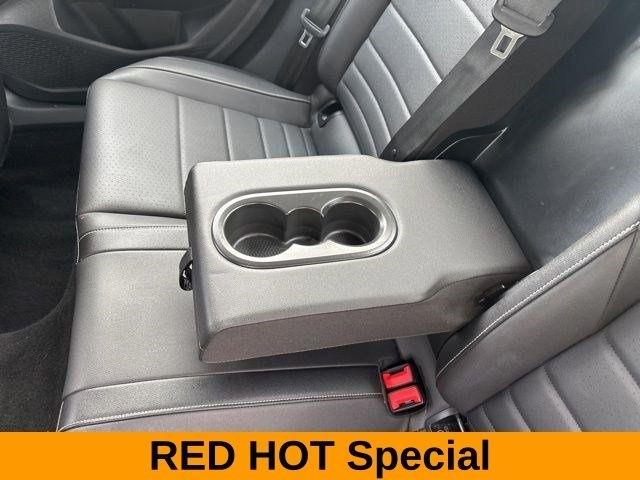 Volkswagen Jetta  2024