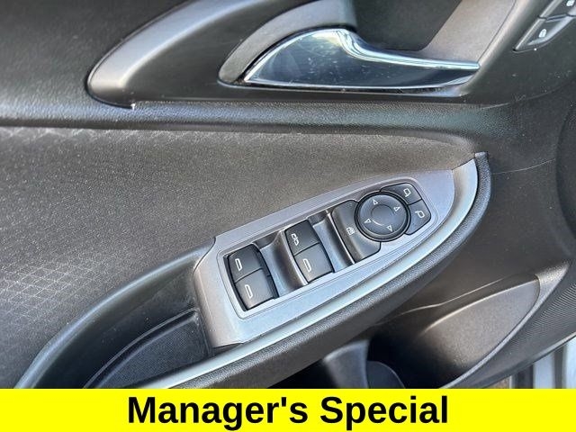 Chevrolet Malibu  2023