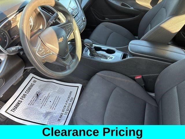 Chevrolet Malibu  2023