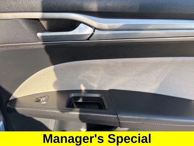 Ford Fusion Hybrid S 2018