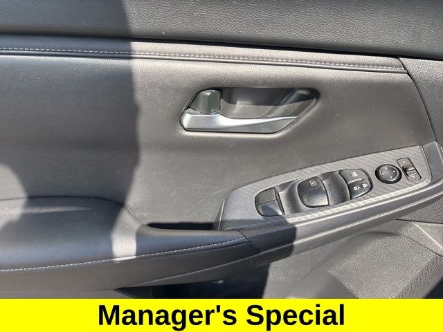 Nissan Sentra SV 2024