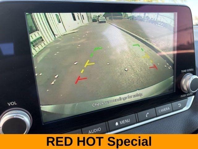 Nissan Sentra SV 2024