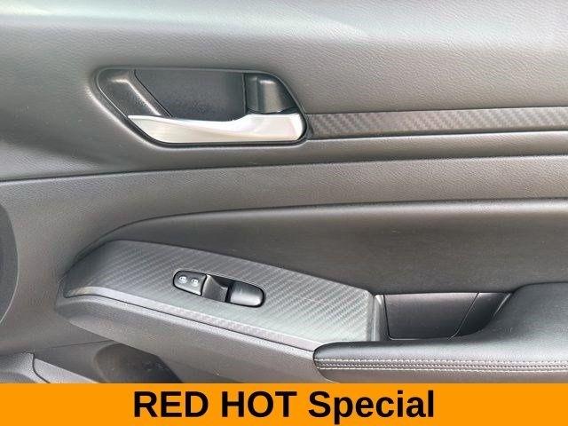 Nissan Altima 2.5 SV 2024