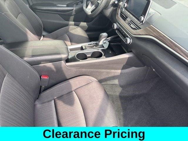 Nissan Altima 2.5 SV 2024