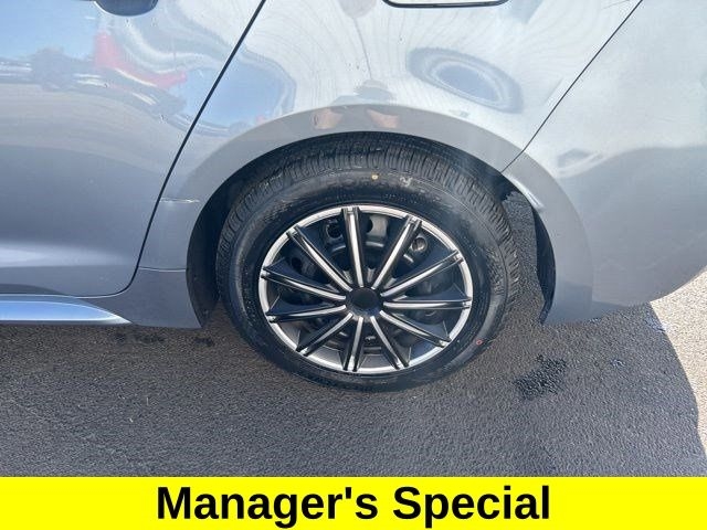 Toyota Corolla LE 2022