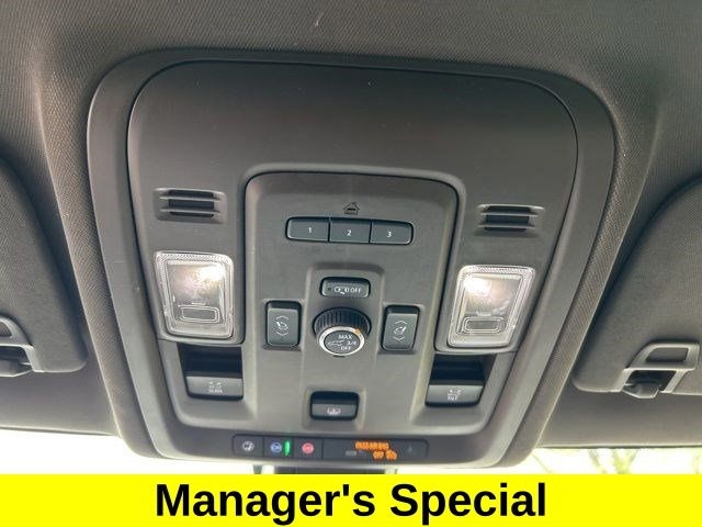 Chevrolet Tahoe  2021