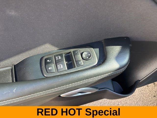 Dodge Challenger SXT 2022