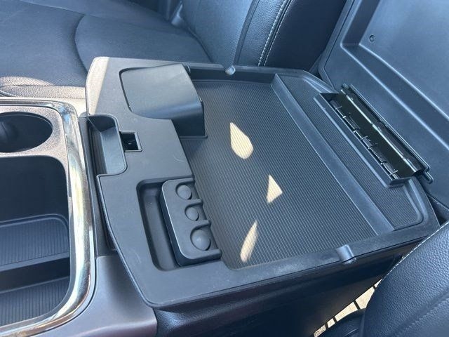 RAM 1500 Sport Crew Cab 4WD 2017 RAM 1500 Sport Crew Cab 4WD 2017