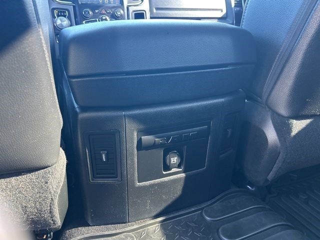 RAM 1500 Sport Crew Cab 4WD 2017 RAM 1500 Sport Crew Cab 4WD 2017