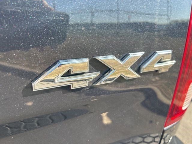 RAM 1500 Sport Crew Cab 4WD 2017 RAM 1500 Sport Crew Cab 4WD 2017