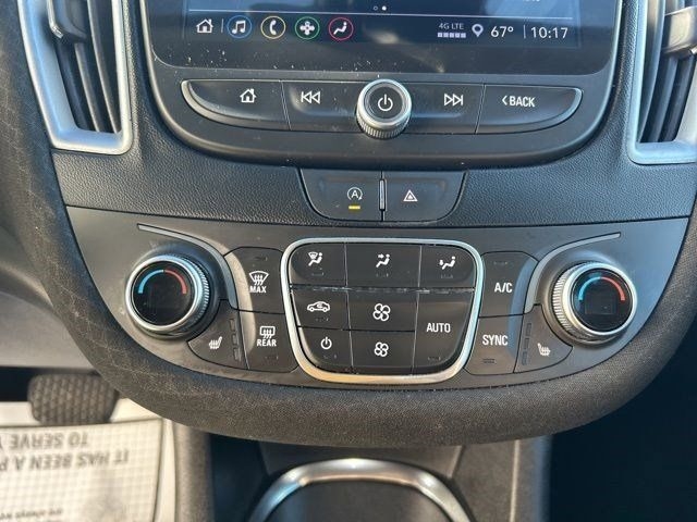 Chevrolet Malibu  2023