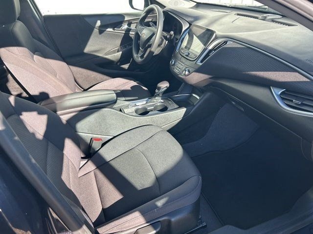 Chevrolet Malibu  2023