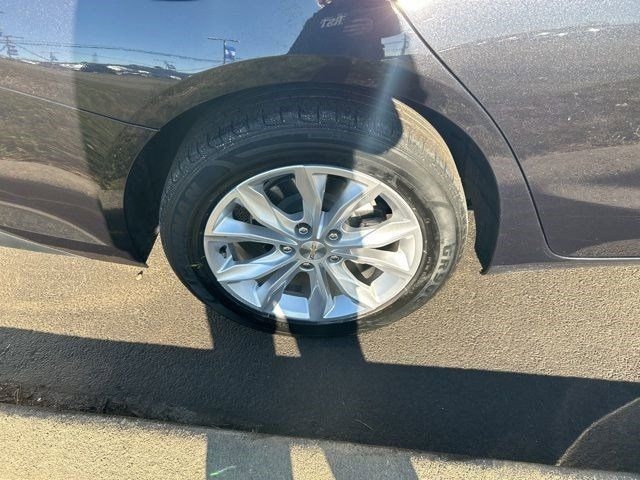 Chevrolet Malibu  2023