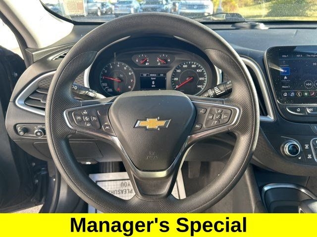 Chevrolet Malibu  2023