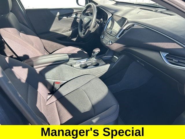 Chevrolet Malibu  2023