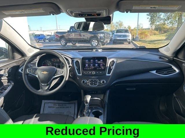 Chevrolet Malibu  2023