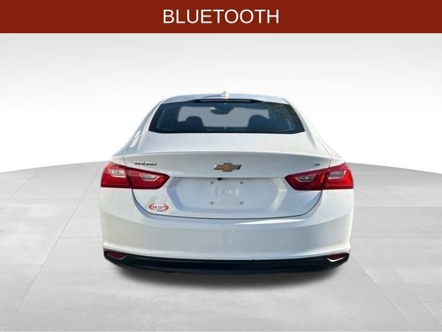 Chevrolet Malibu  2023